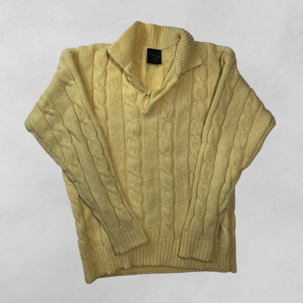 Abercrombie and Fitch Men's Pullover Cable Knit Sweater with 2 Buttons, Size M